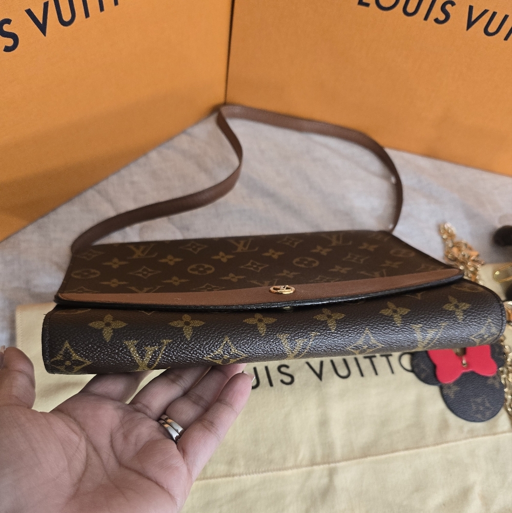 LOUIS VUITTON Monogram Bordeaux 24 Brown Shoulder Vintage Bag for Women's - Picture 10 of 17